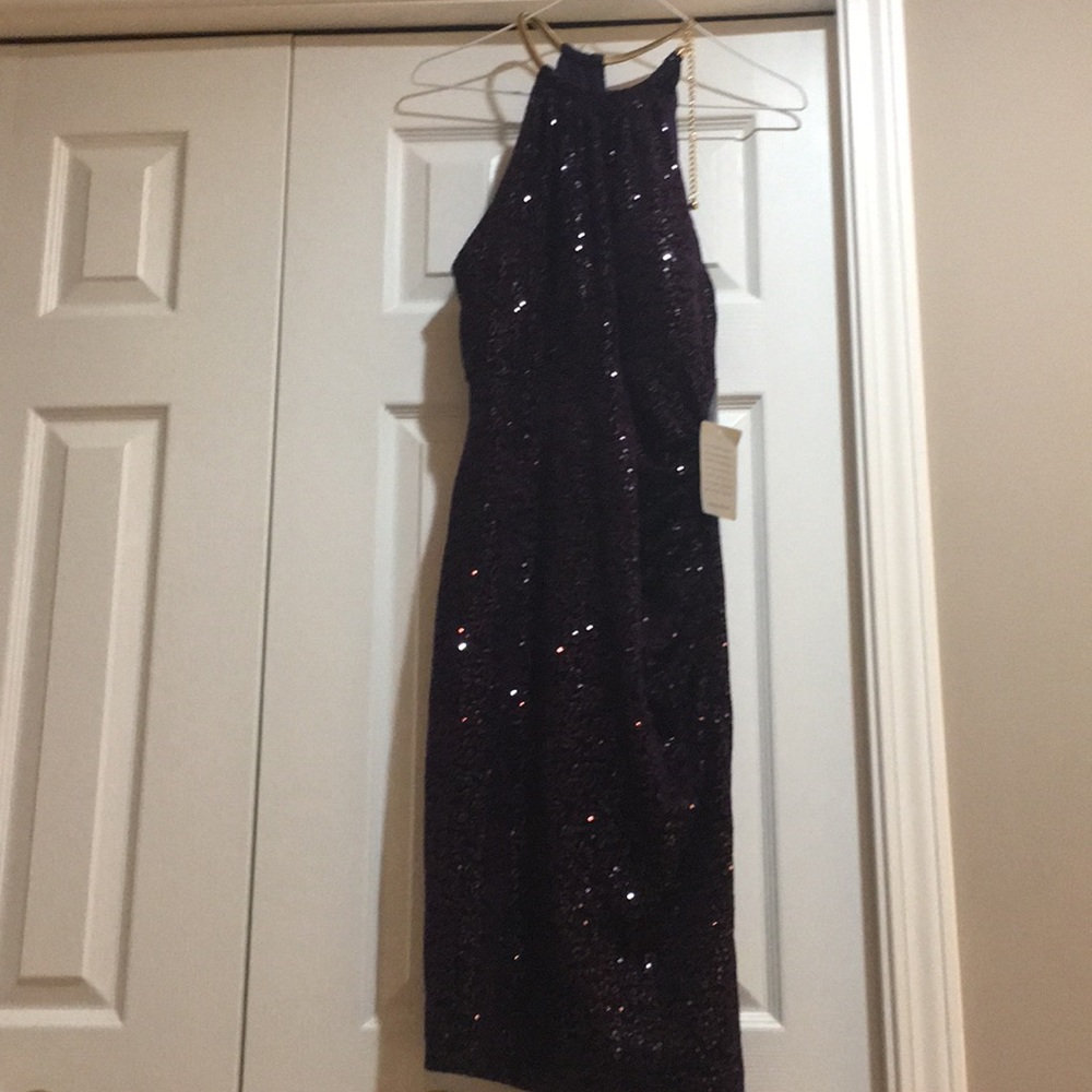 Beautiful Eliza J dress for holiday season